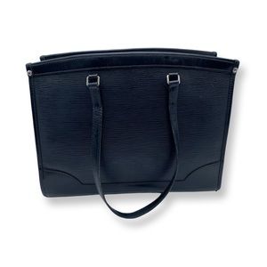 Authentic Louis Vuitton Epi Leather Madeleine GM Large Shoulder Bag Black